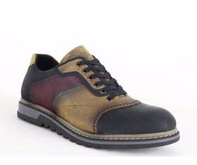 Shoe