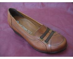 Shoe